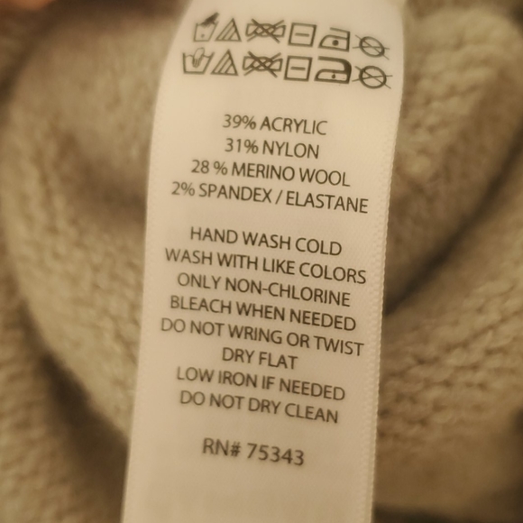 C&C California sweater - Picture 3 of 3